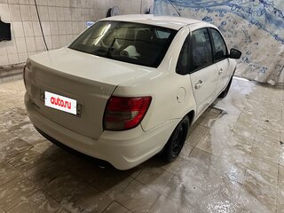 2023 Lada (ВАЗ) Granta I Рестайлинг, белый, 380000 рублей, вид 4