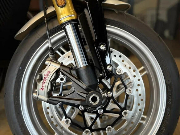 2026 Triumph Speed Twin, зелёный, 2560000 рублей - вид 9