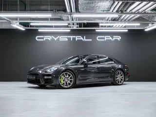 Porsche Panamera 4 E-Hybrid III