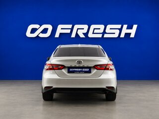 2021 Toyota Camry VIII (XV70) Рестайлинг, белый, 3349050 рублей, вид 4