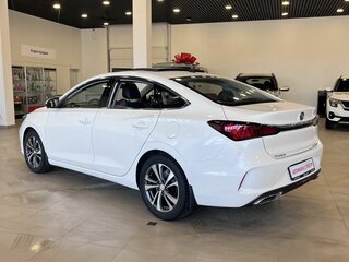 2024 Changan Eado Plus, белый, 2050000 рублей, вид 4