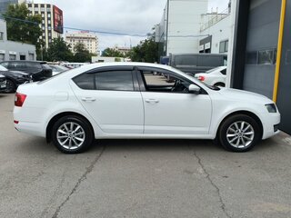 2016 Skoda Octavia III (A7), белый, 1215000 рублей, вид 4
