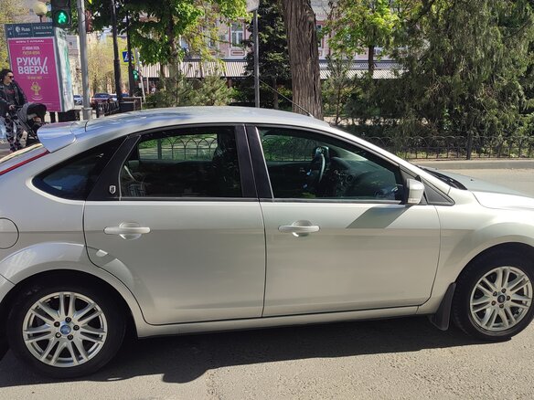 2008 Ford Focus II Рестайлинг, серебристый, 675000 рублей - вид 5