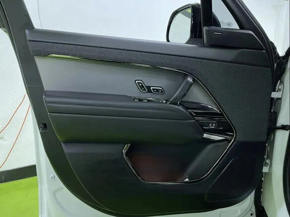 2023 Land Rover Range Rover Sport P400 MHEV III, белый - вид 25