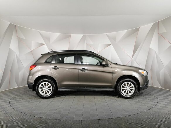 2010 Mitsubishi ASX I, коричневый, 945000 рублей - вид 5