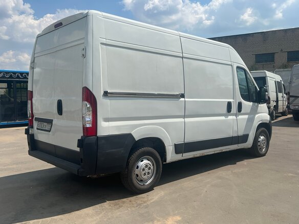 2014 Citroen Jumper, белый, 1350000 рублей - вид 3