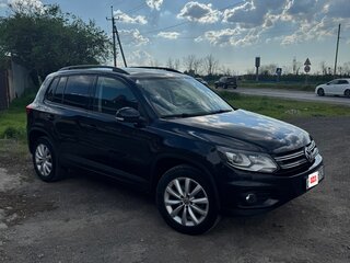 2015 Volkswagen Tiguan I Рестайлинг, чёрный, 1700000 рублей, вид 3