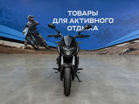 2026 Bajaj Dominar 400, чёрный, 393300 рублей, вид 5