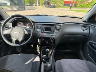 2010 Kia Rio II Рестайлинг, золотистый, 550000 рублей, вид 3