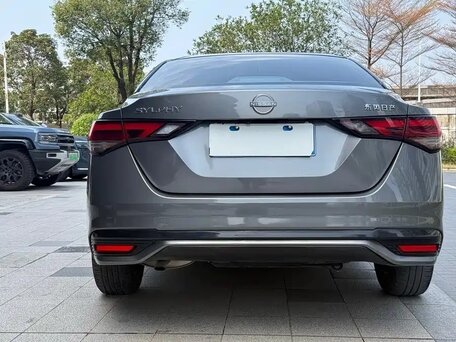 2023 Nissan Sylphy IV (B18) Рестайлинг, серый, 1847007 рублей, вид 5