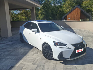 2017 Lexus IS 350 III Рестайлинг, белый, 3850000 рублей, вид 5