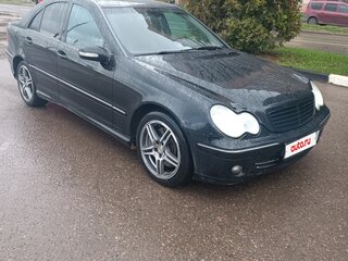 2005 Mercedes-Benz C-Класс 230 II (W203) Рестайлинг, чёрный, 710000 рублей, вид 2