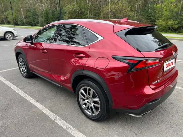 2016 Lexus NX 200t I, красный - вид 5
