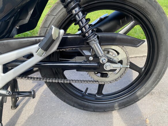 2021 Yamaha YBR125, чёрный, 249000 рублей - вид 17