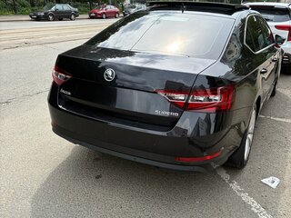 2018 Skoda Superb III, чёрный, 2100000 рублей, вид 4