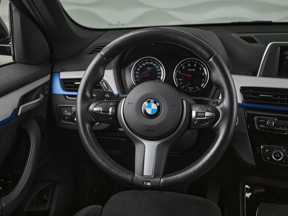 2019 BMW X1 20i xDrive II (F48), чёрный - вид 7
