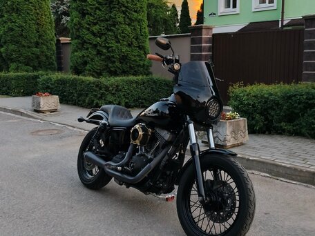 2006 Harley-Davidson Street Bob, чёрный, 800000 рублей, вид 1