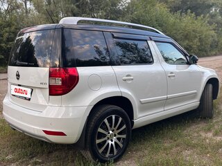 2016 Skoda Yeti I Рестайлинг, белый, 1450000 рублей, вид 4