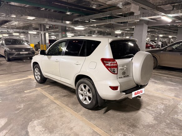 2011 Toyota RAV4 III (XA30) Рестайлинг, белый, 1350000 рублей - вид 7