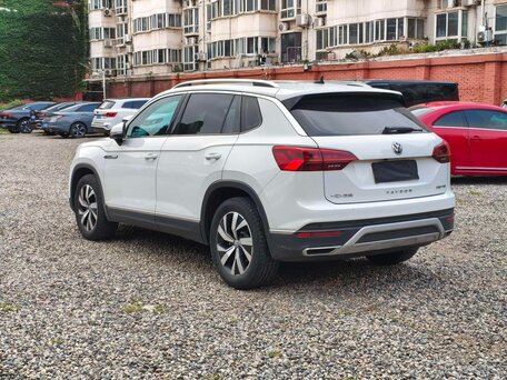 2022 Volkswagen Tayron I, белый, 1645897 рублей, вид 5