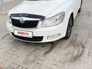2012 Skoda Octavia II (A5) Рестайлинг, белый, 670000 рублей, вид 1