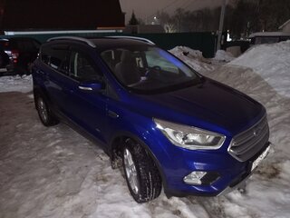 2017 Ford Kuga II Рестайлинг, синий, 1530000 рублей, вид 1