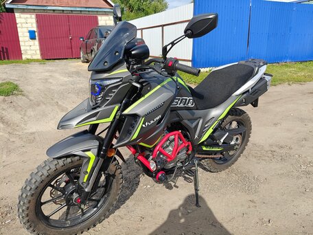 2025 Ular A7, чёрный, 200000 рублей, вид 1