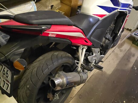 2015 Honda CBR 400R, красный, 450000 рублей, вид 3