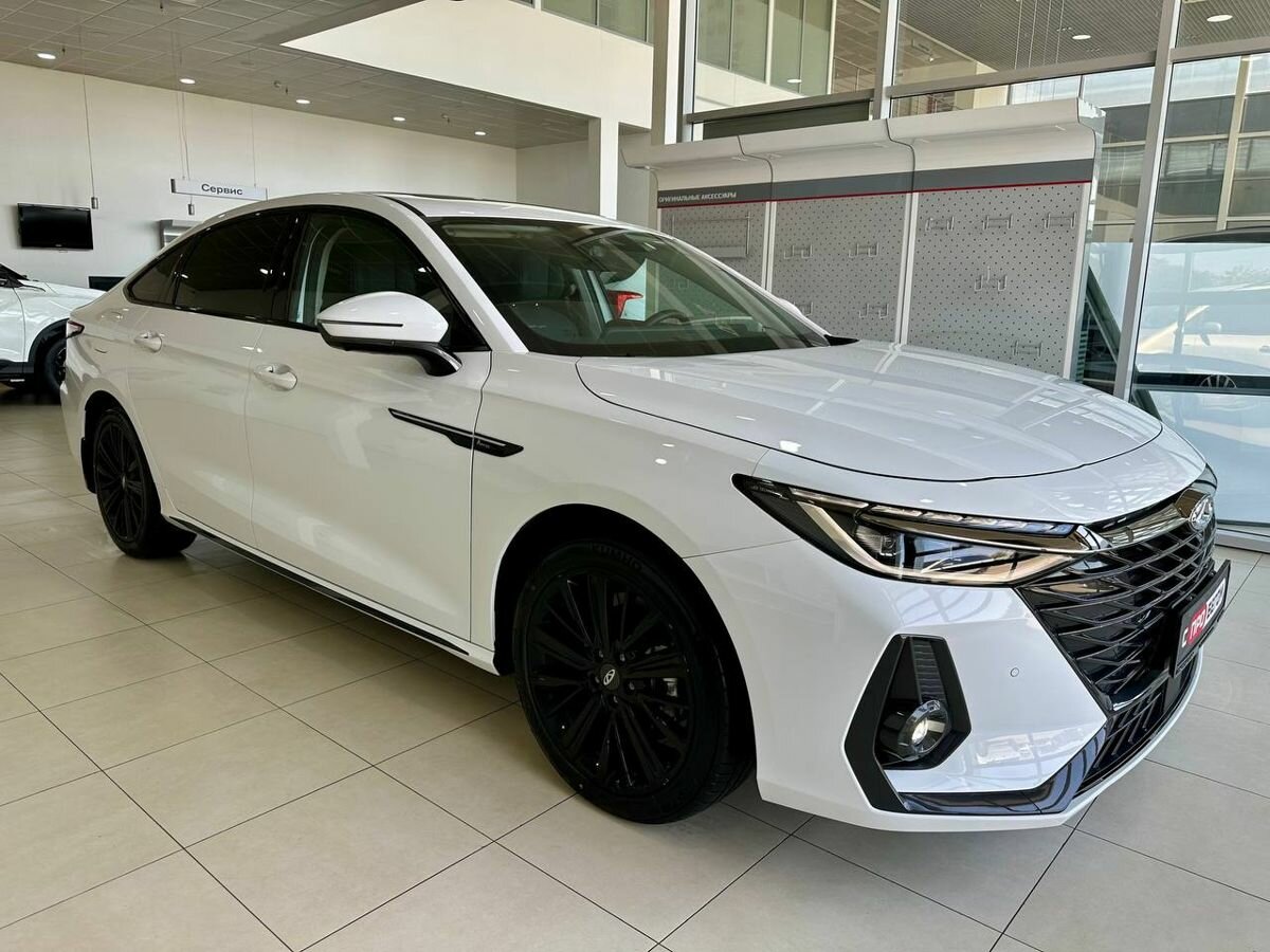 Открыть фотографии: Chery Arrizo 8