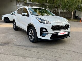 2018 Kia Sportage IV Рестайлинг, белый, 2300000 рублей, вид 2
