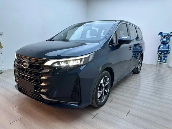 2021 GAC Trumpchi M6, синий, 1550000 рублей - вид 2