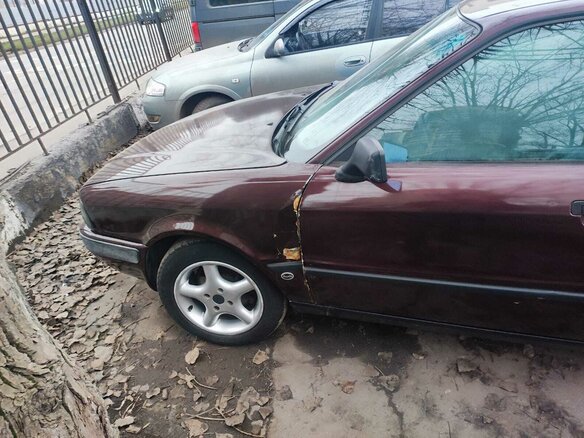 1993 Audi 80 V (B4), красный - вид 9