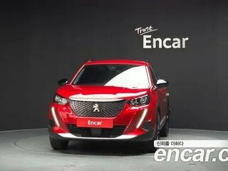 2023 Peugeot 2008 II, пурпурный, 1895000 рублей, вид 2