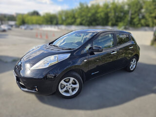 2014 Nissan Leaf I (ZE0/AZE0), чёрный, 900000 рублей, вид 3
