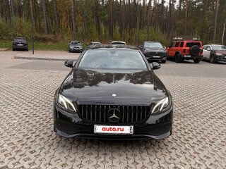 2016 Mercedes-Benz E-Класс 200 V (W213, S213, C238), чёрный, 2700000 рублей, вид 1