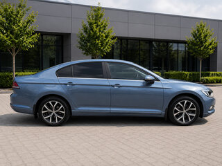 2015 Volkswagen Passat B8, синий, 1430000 рублей, вид 2