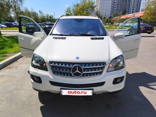 2008 Mercedes-Benz M-Класс 320 II (W164), белый, 1240000 рублей, вид 3