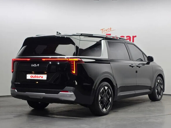 2024 Kia Carnival IV Рестайлинг, серебристый - вид 3