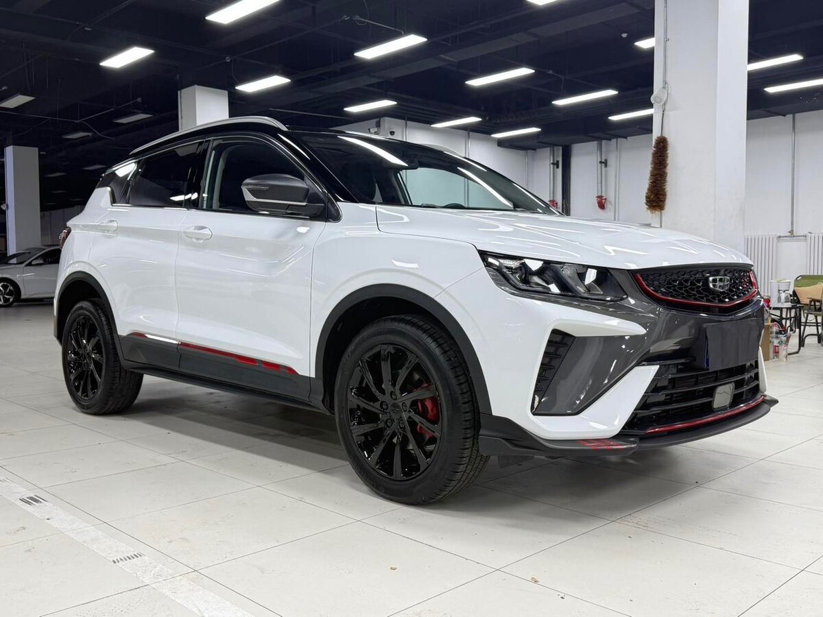 Открыть фотографии: Geely Binyue I Рестайлинг