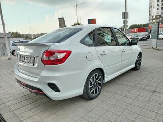 2026 Lada (ВАЗ) Granta Drive Active/Sportline Sportline I Рестайлинг, белый, 1409000 рублей, вид 4