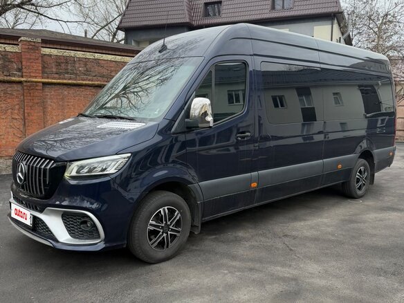 2021 Mercedes-Benz Sprinter, синий, 7750000 рублей - вид 2
