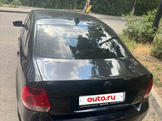 2015 Volkswagen Polo V, чёрный, 1000000 рублей, вид 2