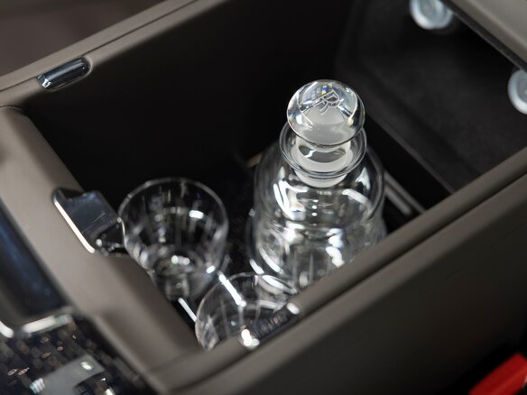 2026 Rolls-Royce Ghost Extended II Рестайлинг (Series II), чёрный, 68566496 рублей - вид 26
