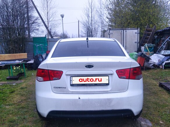 2012 Kia Cerato 6-speed II, белый, 690000 рублей - вид 2