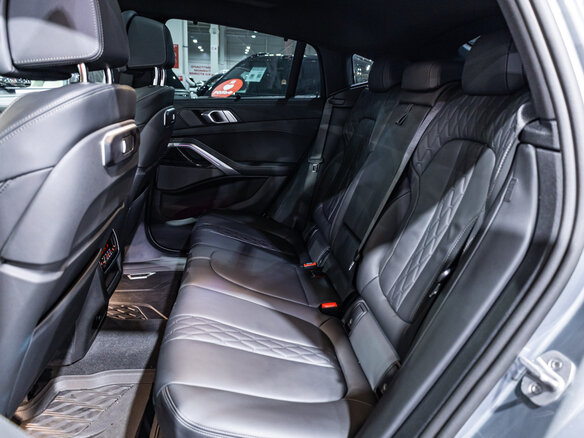 2024 BMW X6 30d III (G06) Рестайлинг, серый, 13300000 рублей - вид 26