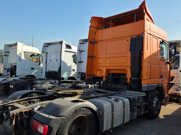 2012 DAF XF 105, оранжевый, 1990000 рублей - вид 13