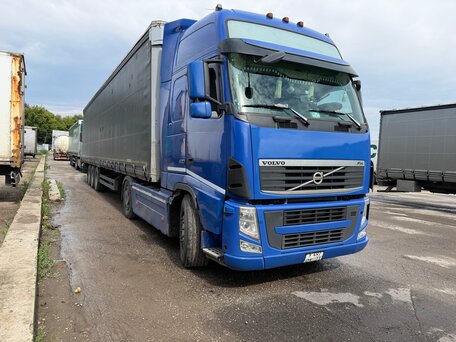 2013 Volvo FH, синий, 3200000 рублей, вид 2