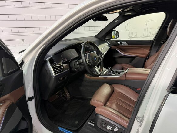 2022 BMW X7 40d I (G07), белый, 9495000 рублей - вид 14
