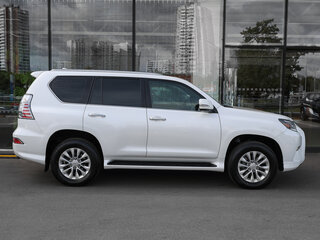 2019 Lexus GX 460 II Рестайлинг 2, белый, 6698000 рублей, вид 4