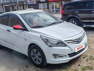 2016 Hyundai Solaris I Рестайлинг, белый, 650000 рублей, вид 1
